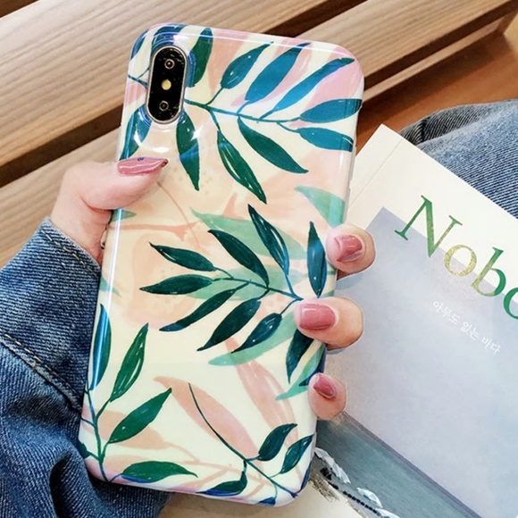 !LAST! NEW iPhone 7/8 Shiny Leaf Case - Picture 7 of 7